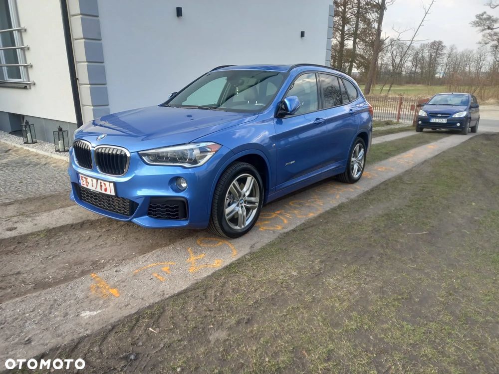 BMW X1 - 1