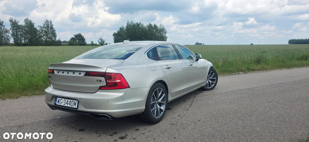 Volvo S90 T5 Momentum - 4