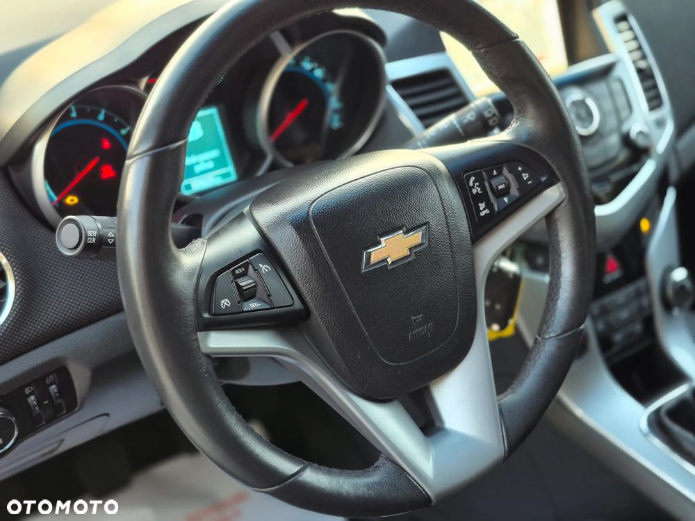Chevrolet Cruze 1.4T LT+ - 15