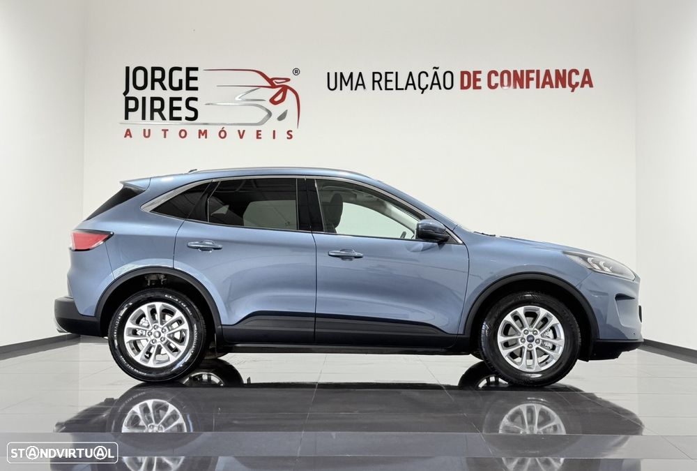 Ford Kuga 1.5 TDCi EcoBlue Titanium - 4