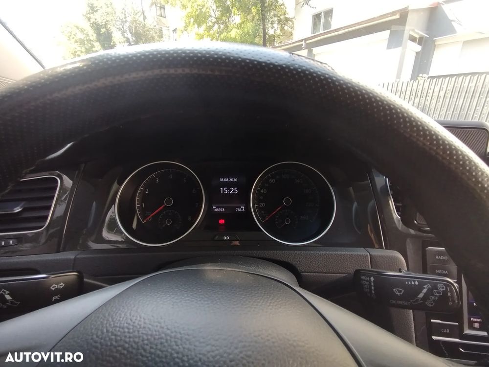 Volkswagen Golf 1.0 TSI Trendline - 8