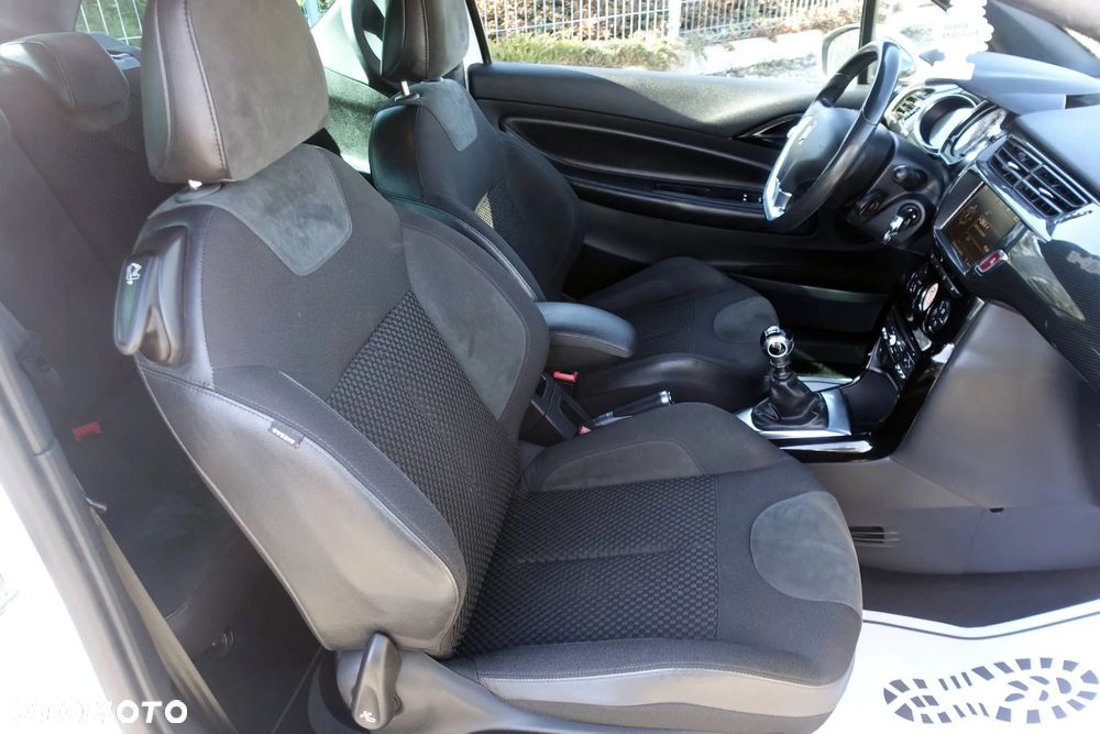 Citroën DS3 e-HDi 115 FAP SportChic - 14