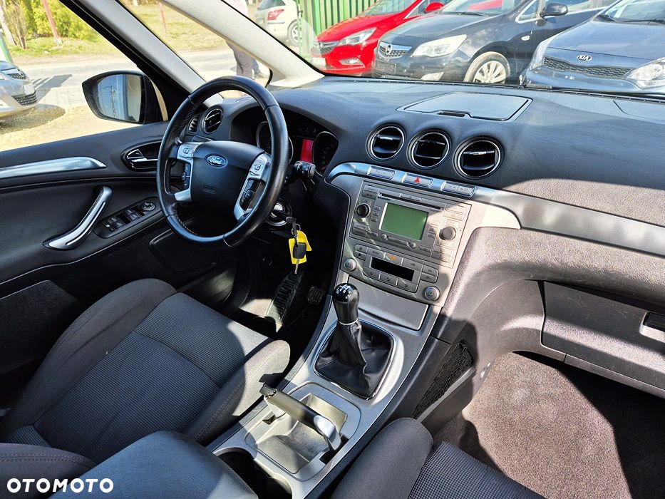 Ford S-Max 2.0 Viva Titanium - 39