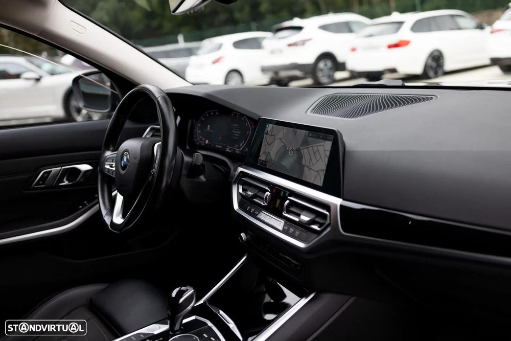 BMW 320 d Line Sport Auto - 39