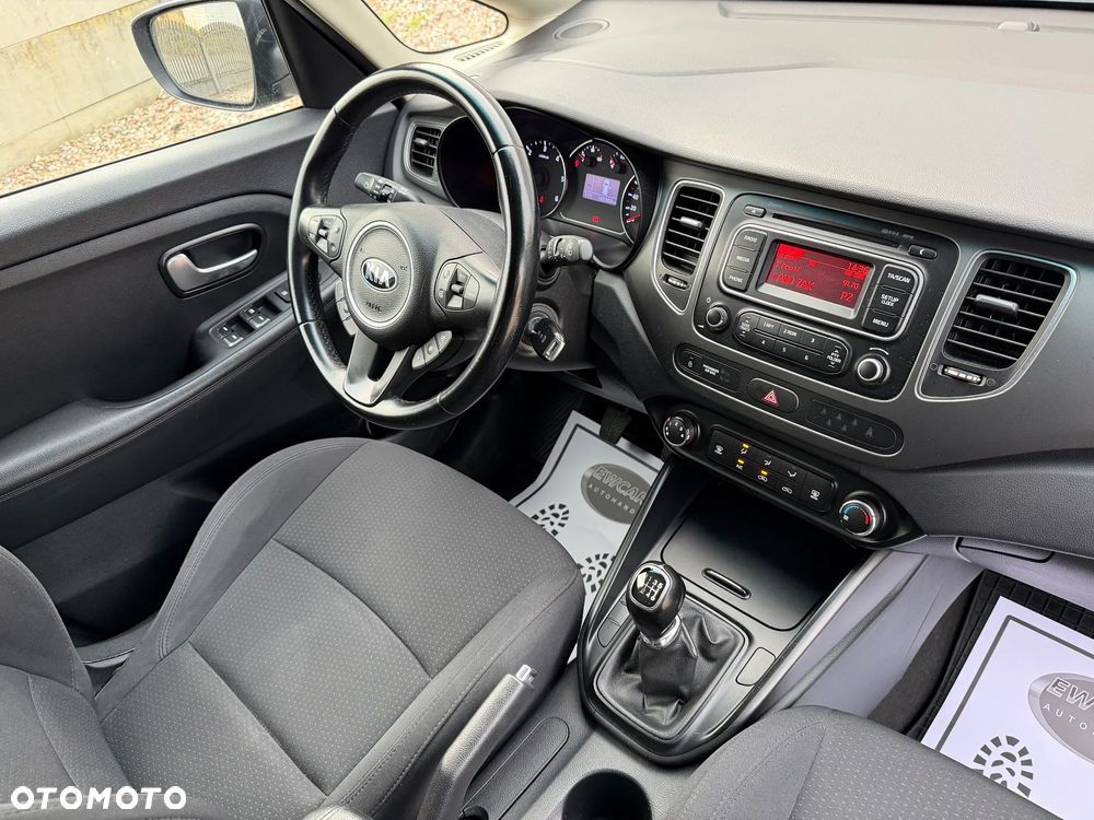Kia Carens 1.7 CRDi XL 7os - 13