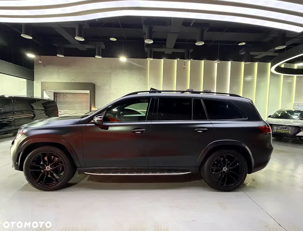 Mercedes-Benz GLS - 2
