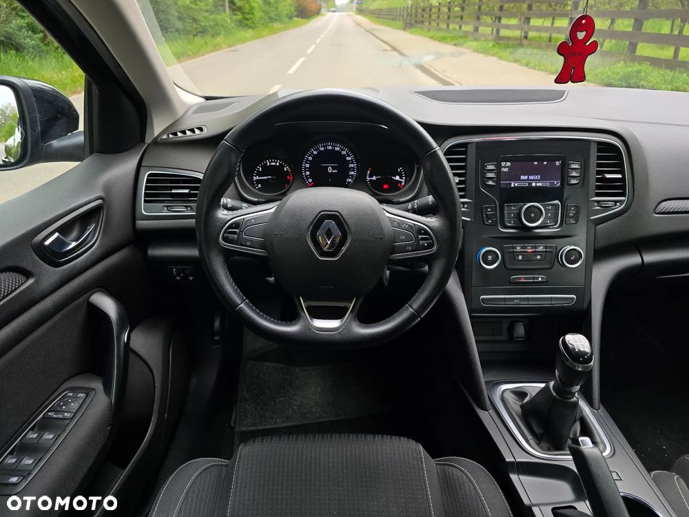 Renault Megane 1.6 SCe Life - 5