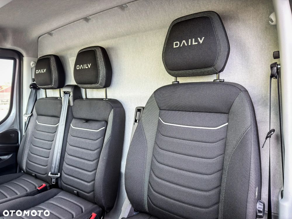 Iveco DAILY 35S18HA8 V - 22