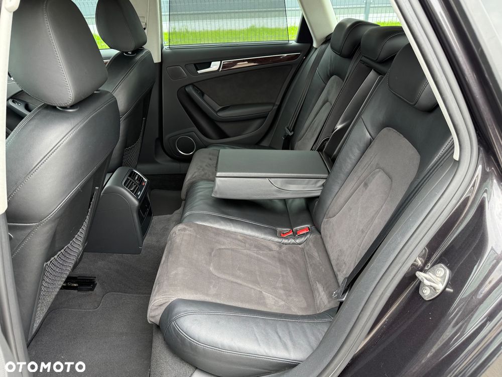 Audi A4 Avant 2.0 TDI Quattro - 27
