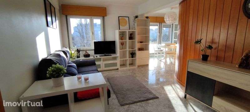 T3 junto à estação de Metro, CC Colombo e do Hospital da Luz - Grande imagem: 3/12