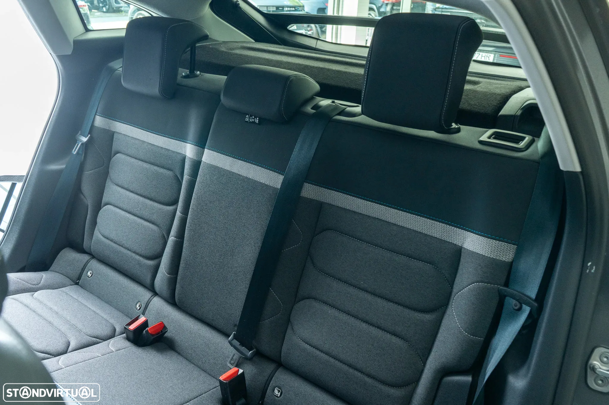 Citroën C4 PureTech 130 Stop&Start EAT8 FEEL PACK - 13