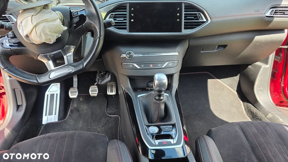 Peugeot 308 PureTech 130 GPF Stop & Start GT Pack - 28