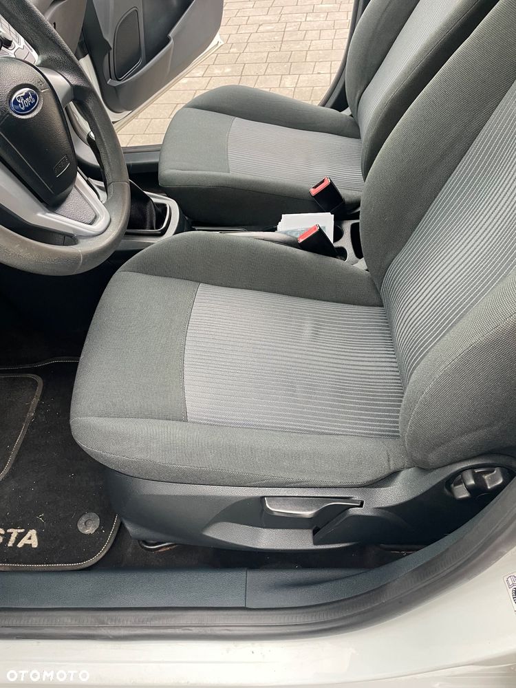 Ford Fiesta - 6
