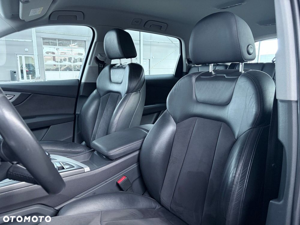 Audi Q7 - 13