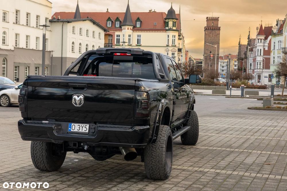 RAM 2500 - 4