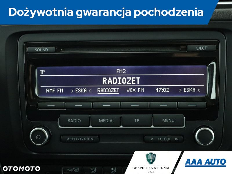 Volkswagen Jetta - 11
