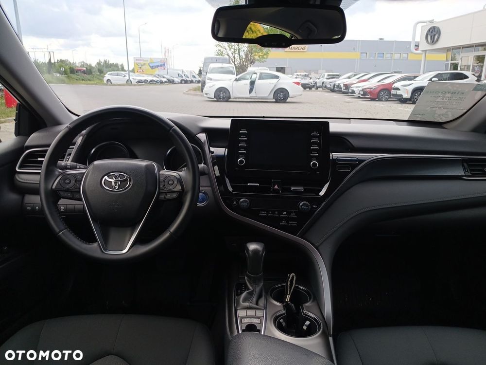 Toyota Camry 2.5 Hybrid Comfort CVT - 11