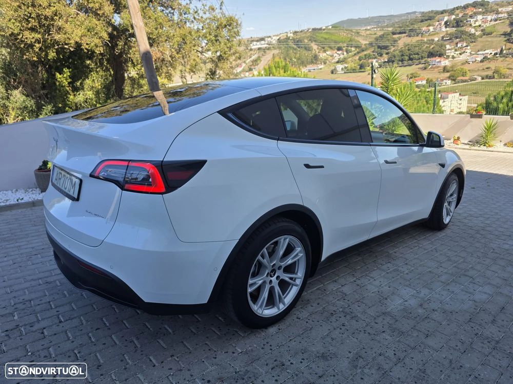 Tesla Model Y Long Range Tração Integral - 33