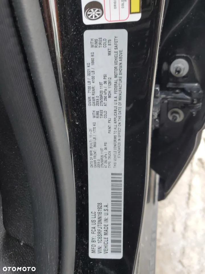 RAM 1500 - 12
