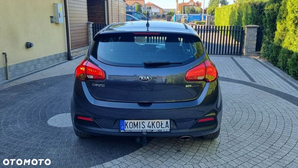 Kia Ceed - 5