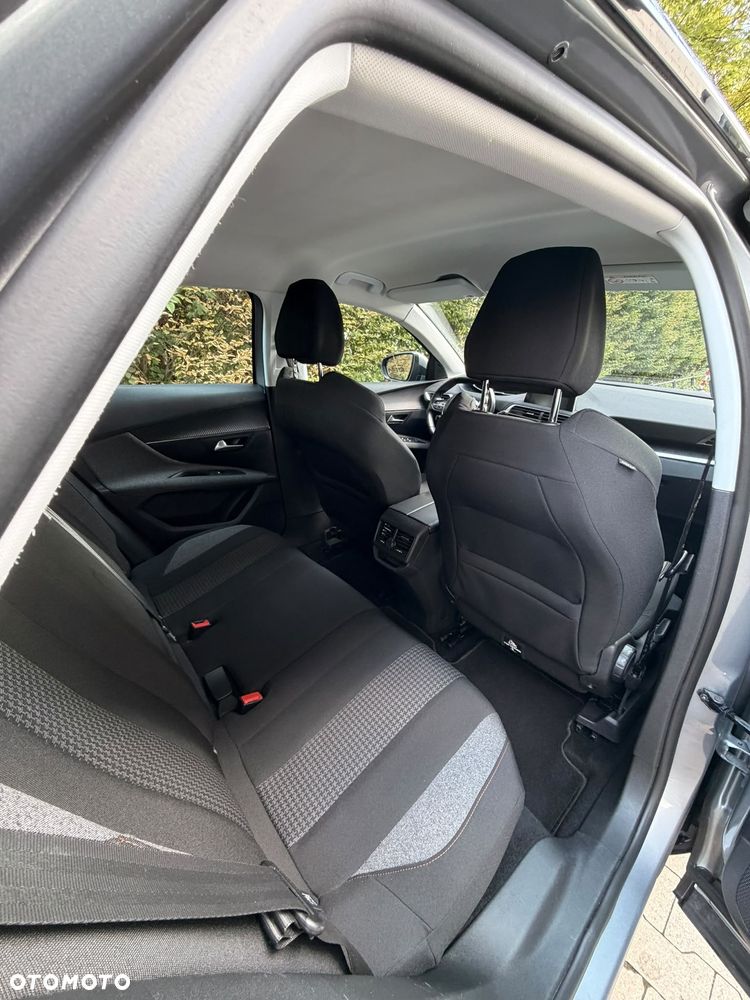 Peugeot 3008 1.2 PureTech Active - 10