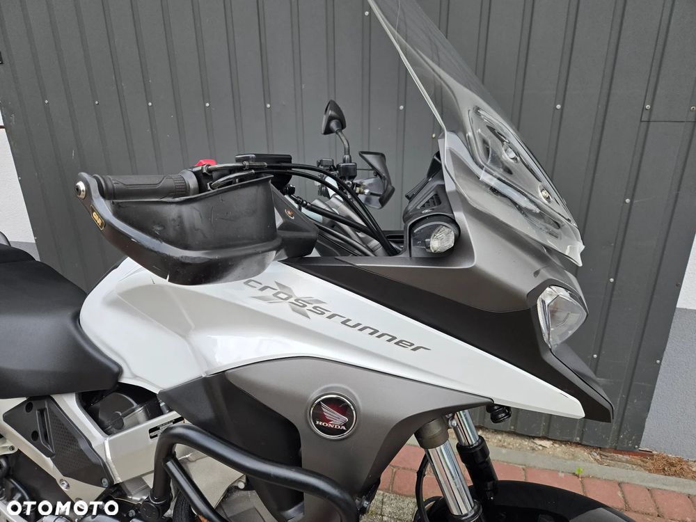 Honda VFR - 24