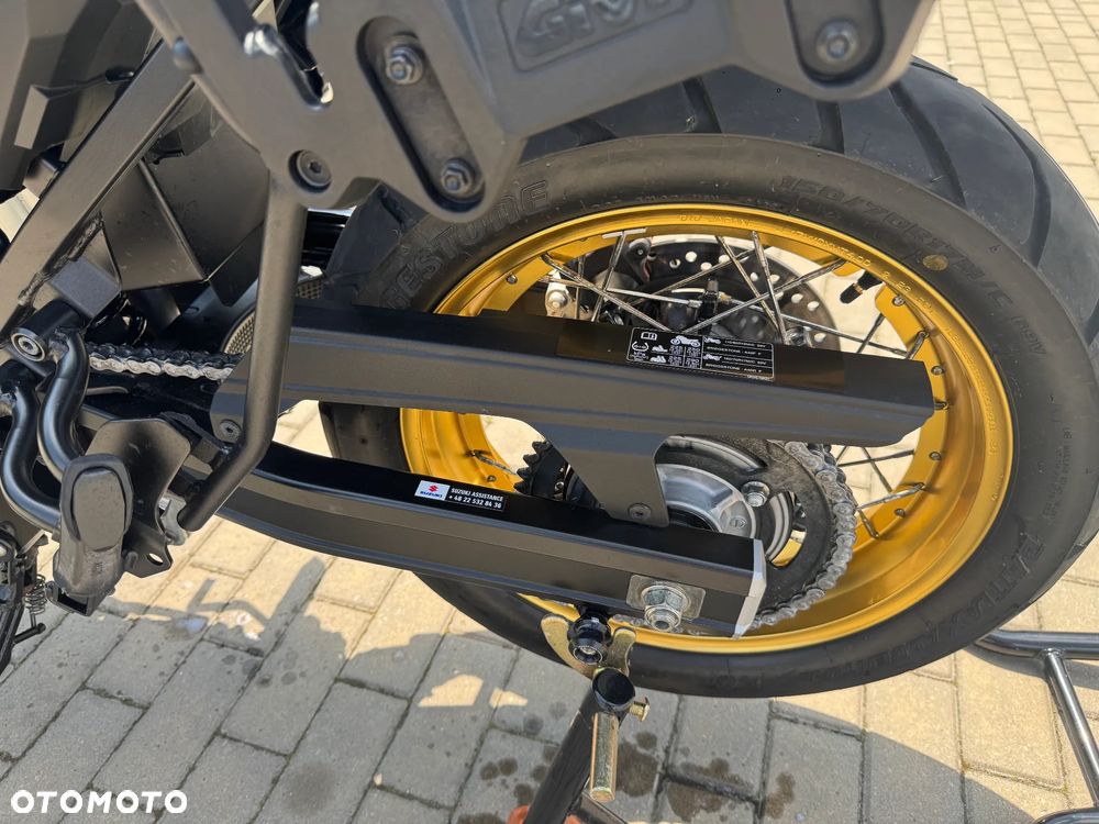 Suzuki V-STROM - 3