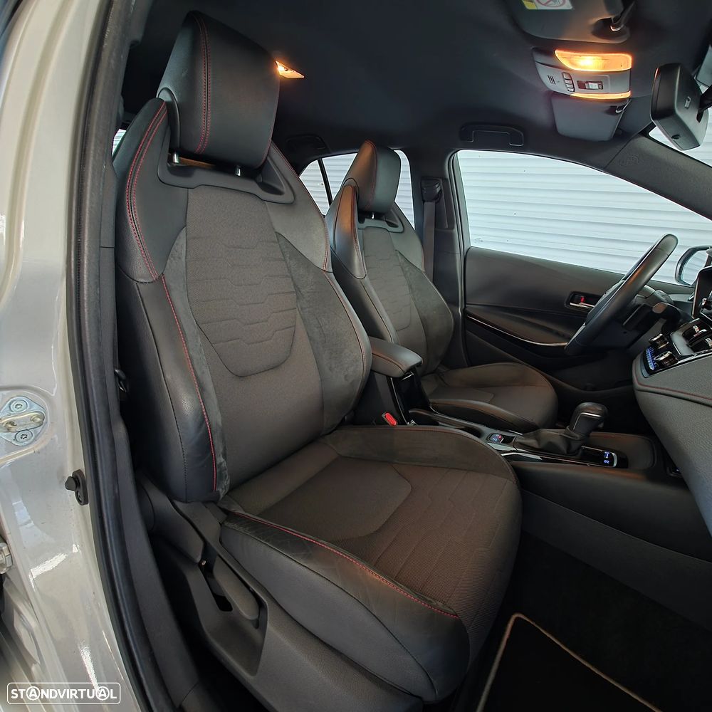 Toyota Corolla 2.0 Hybrid Exclusive - 27