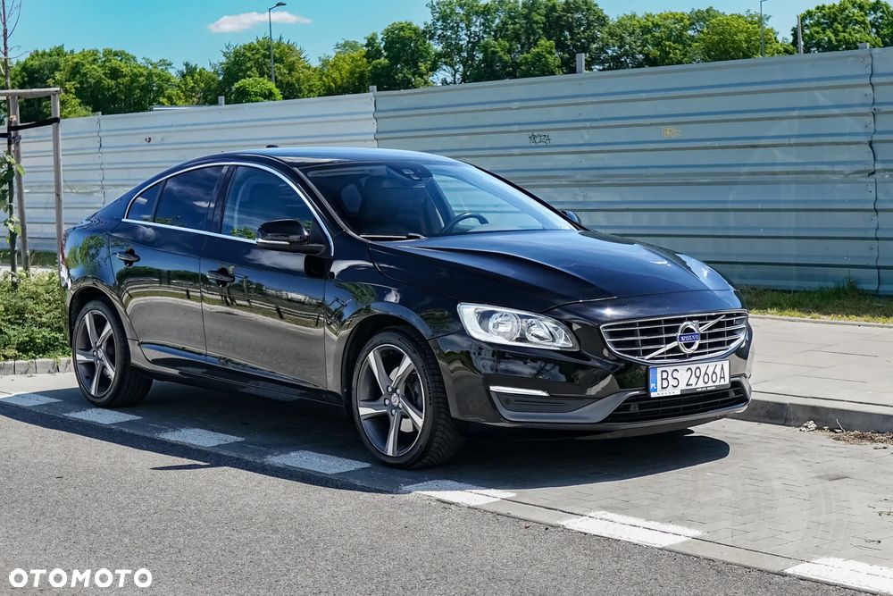 Volvo S60 D2 Drive-E Momentum - 12