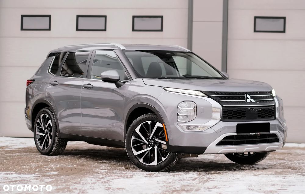 Mitsubishi Outlander - 6