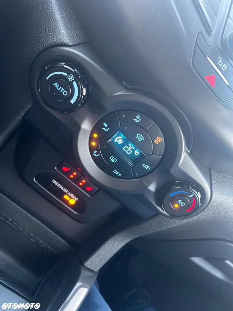 Ford EcoSport - 21