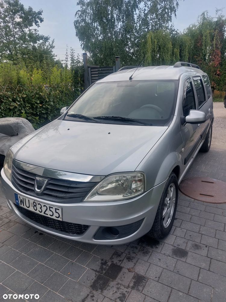 Dacia Logan 1.6 16V Laureate BL - 1