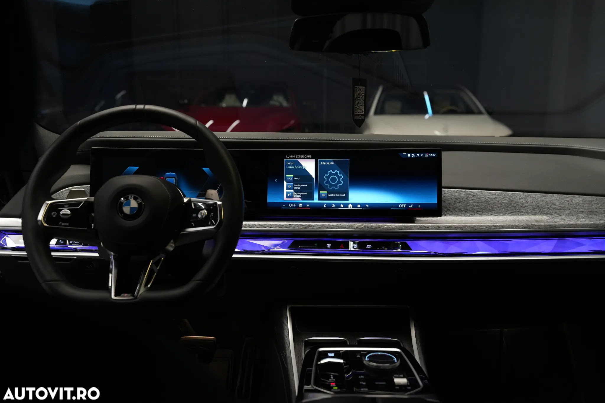 BMW Seria 7 740d xDrive MHEV - 25