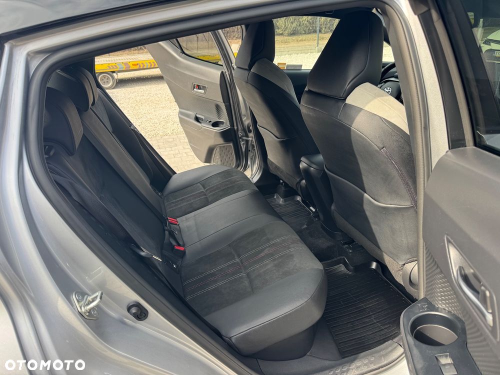 Toyota C-HR 1.8 Hybrid GPF GR Sport - 24