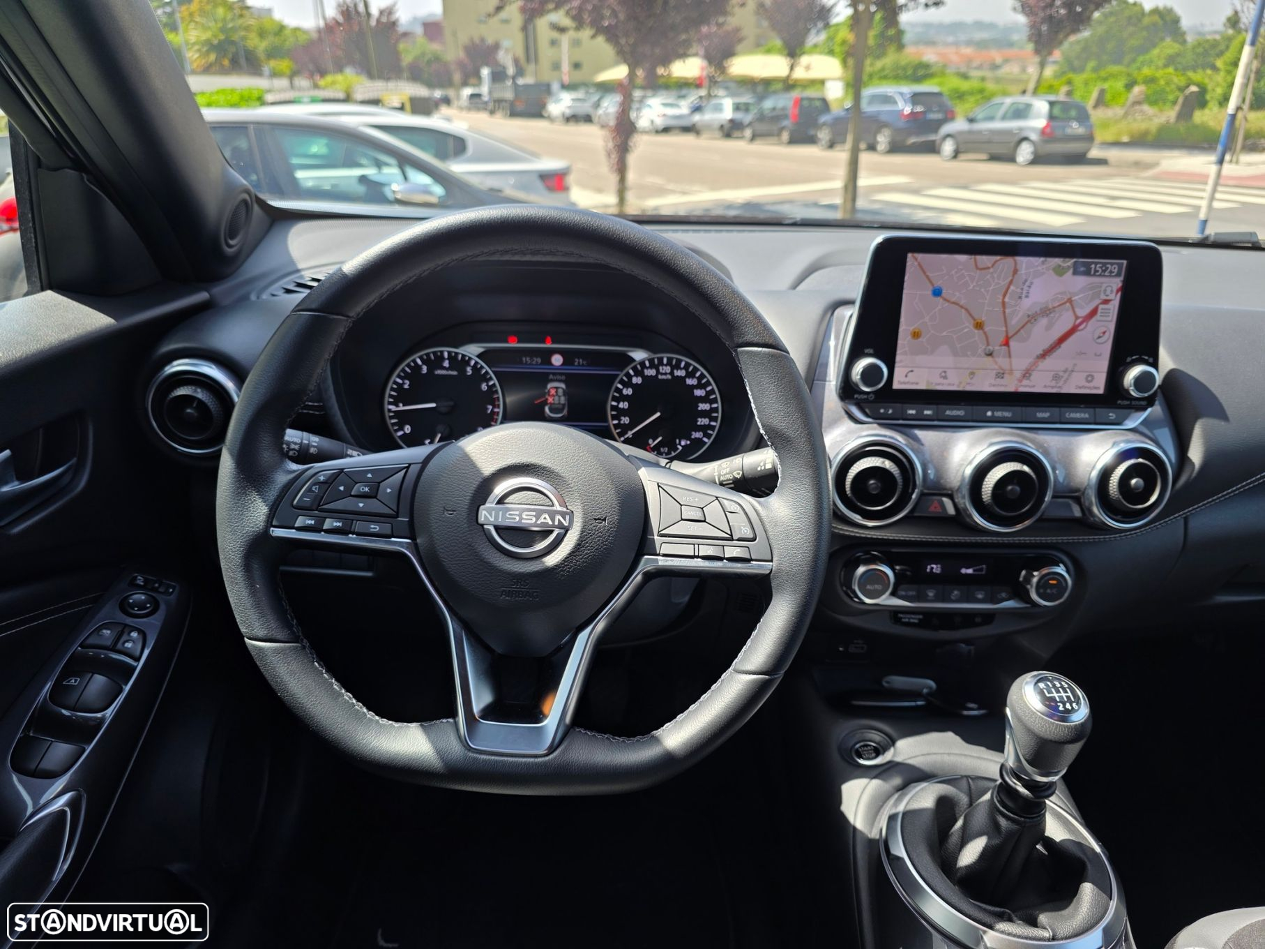 Nissan Juke 1.0 DIG-T N-Connecta NAV. - 26