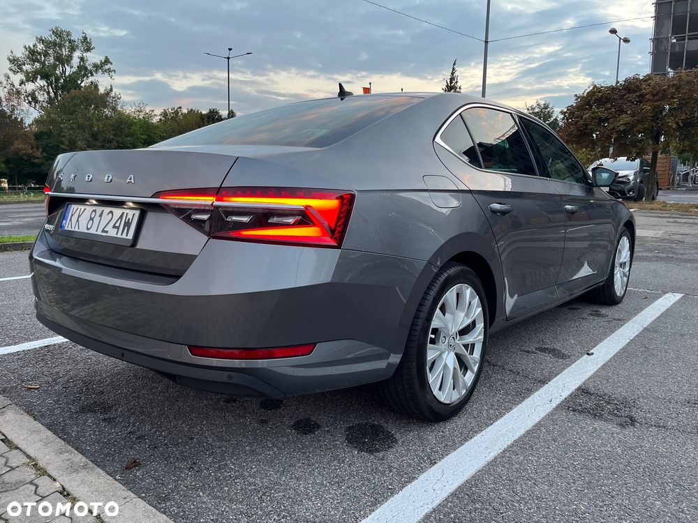 Skoda Superb 2.0 TDI SCR Style DSG - 31