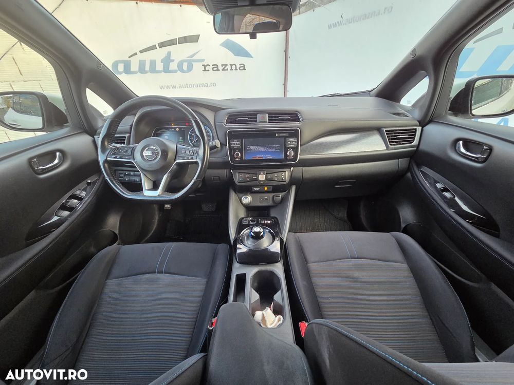 Nissan LEAF - 13