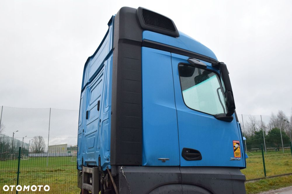 SZKIELET KABINY + DRZWI MERCEDES ACTROS MP4 STREAM SPACE - 5