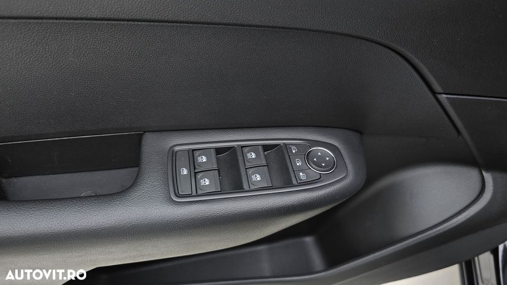 Renault Arkana E-TECH 145 Evolution - 11