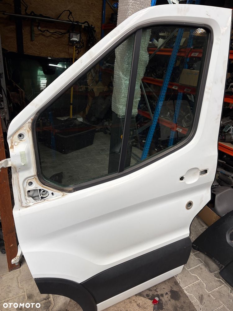 DRZWI lewe FORD TRANSIT MK8 - 2