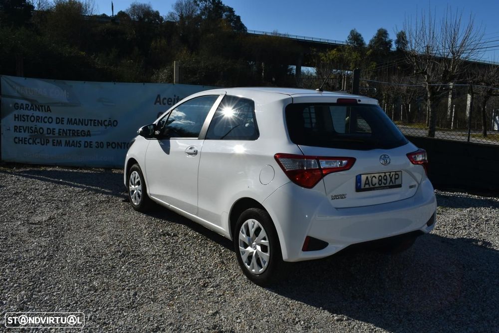 Toyota Yaris Bizz 1.0 VVT-I - 4