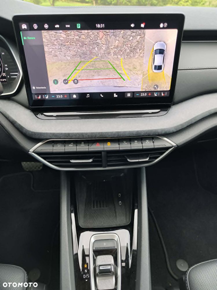 Skoda Octavia 2.0 TDI Sportline Tech DSG - 10