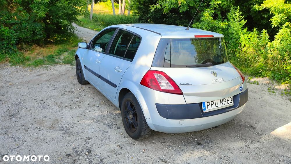 Renault Megane 1.6 Confort Authentique - 12