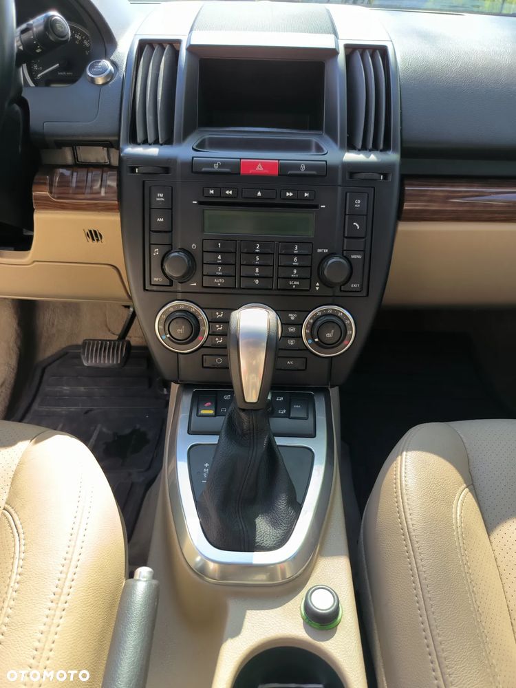 Land Rover Freelander II 3.2 i6 HSE - 19