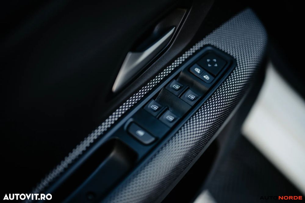 Dacia Logan TCe 90 MT6 Expression - 12