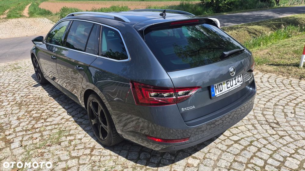 Skoda Superb 2.0 TDI Style - 4