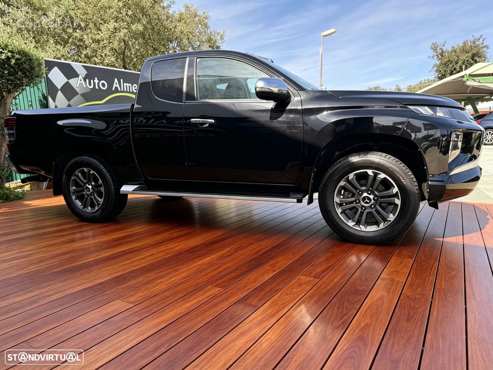 Mitsubishi L200 2.3 DI-D Strakar Club Evolution 4WD IVA DEDUTIVEL - 9