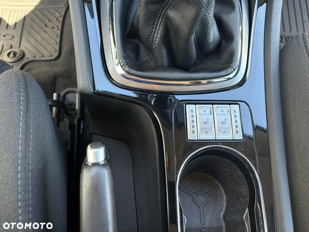 Ford Mondeo 2.0 Ghia X - 8