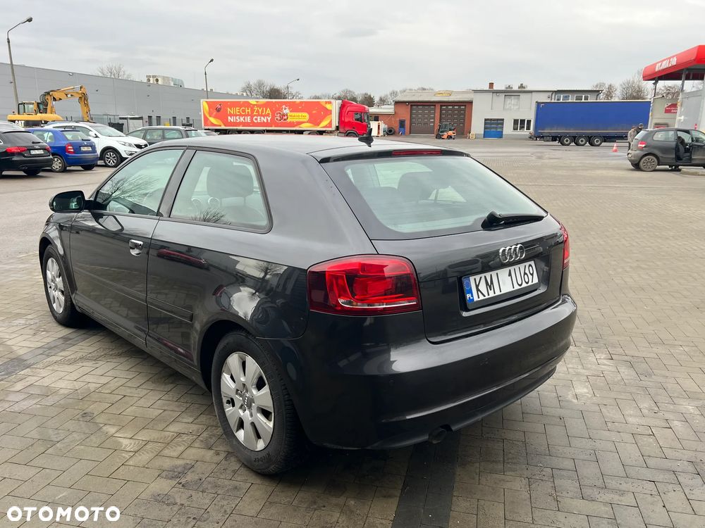 Audi A3 3-drzwiowe 1.6 TDI 99g DPF - 4