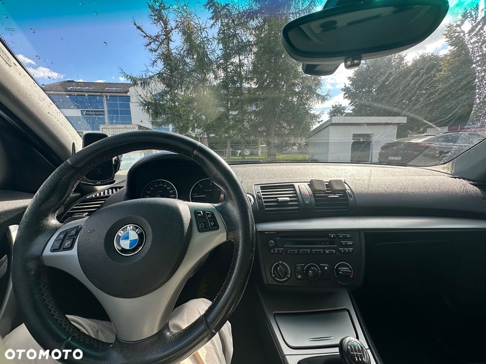 BMW Seria 1 118d - 22